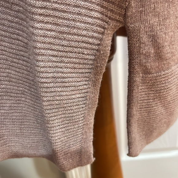 Mossimo sweater dress tunic short boat neck lavender Side vents women’s size M - Picture 6 of 8